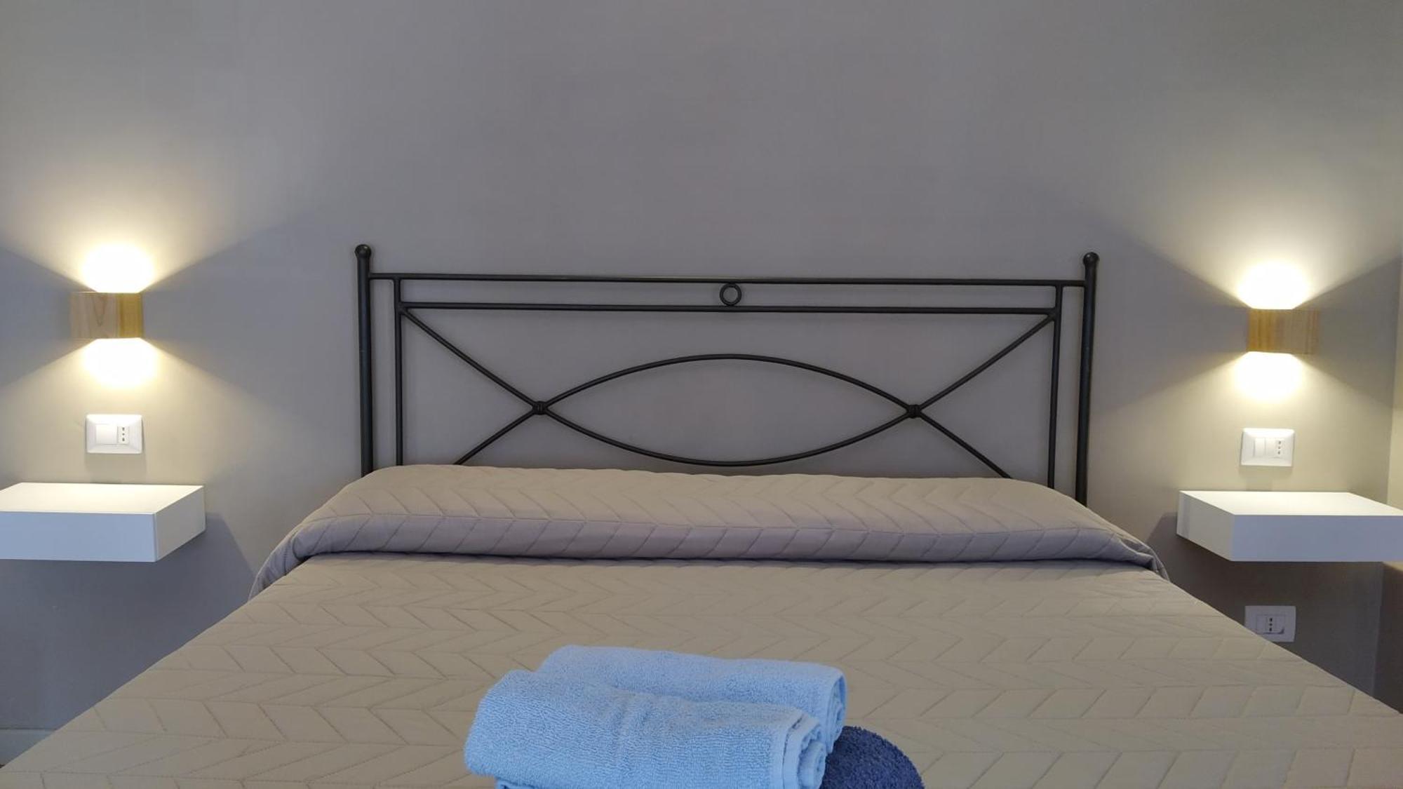 Cconforthotels R&B Suite&Chic Bari Esterno foto
