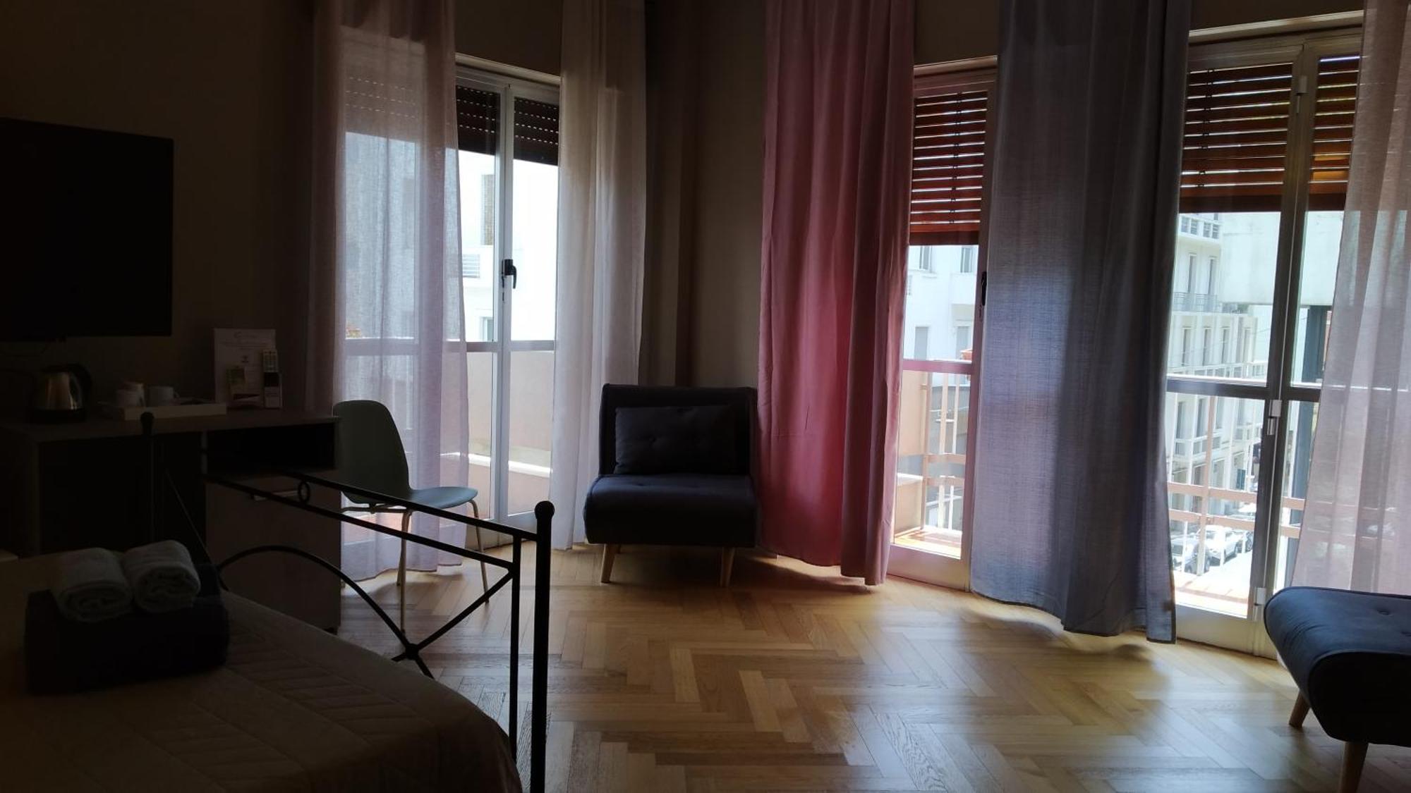 Cconforthotels R&B Suite&Chic Bari Esterno foto
